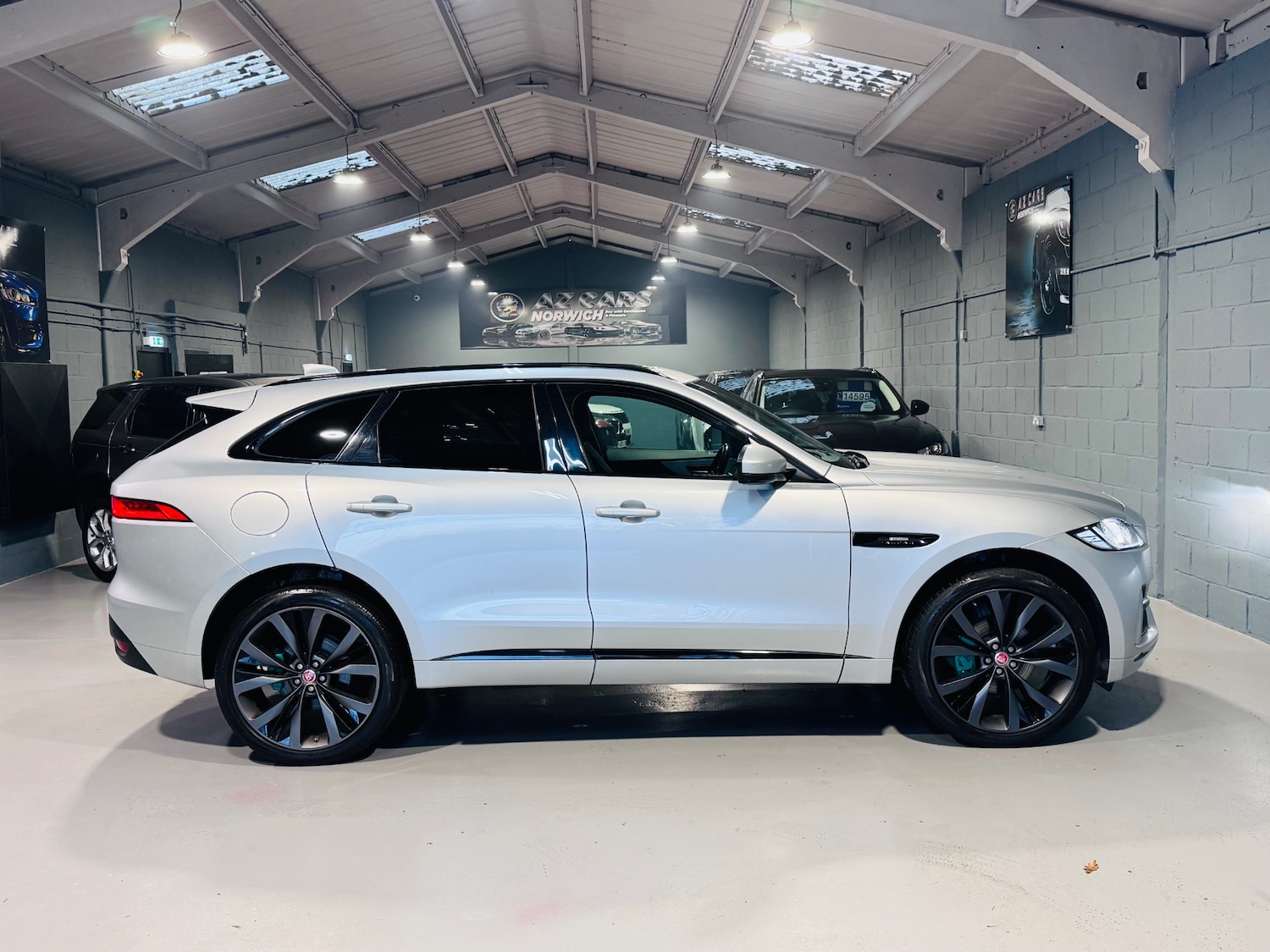 Used Jaguar F-Pace 2018 for sale - 77008450: Photo 8