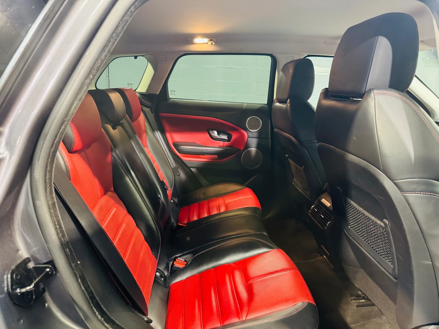 Used Land Rover Range Rover Evoque 2015 for sale - 76207381: Photo 13