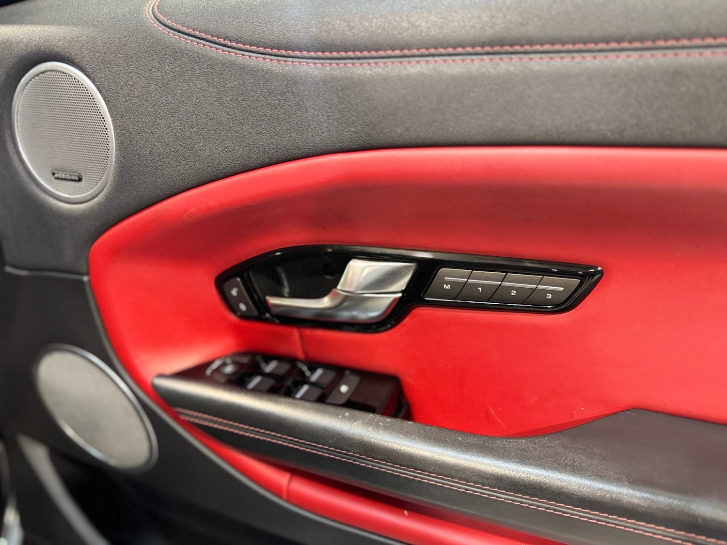 Used Land Rover Range Rover Evoque 2015 for sale - 76207381: Photo 15