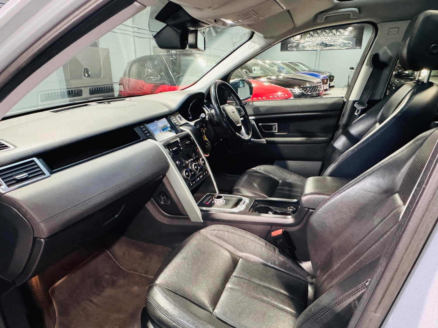 Used Land Rover Discovery Sport 2015 for sale - 76548147: Photo 16