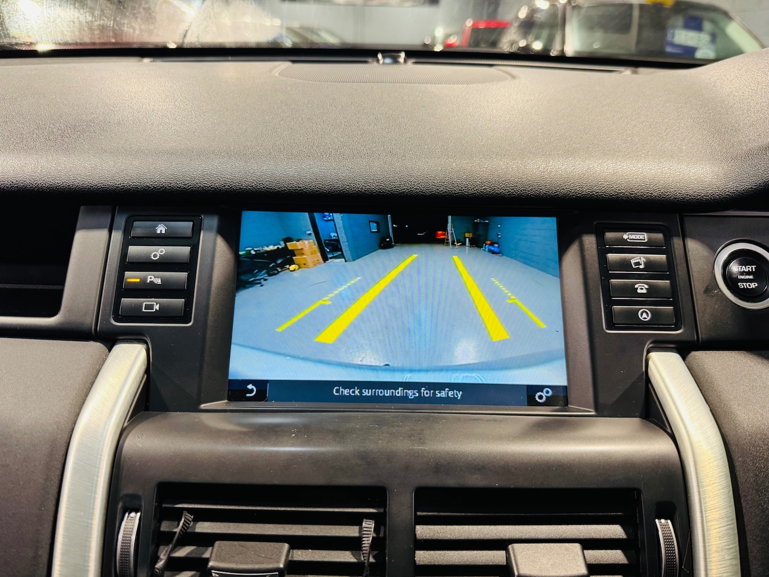 Used Land Rover Discovery Sport 2015 for sale - 76548147: Photo 21