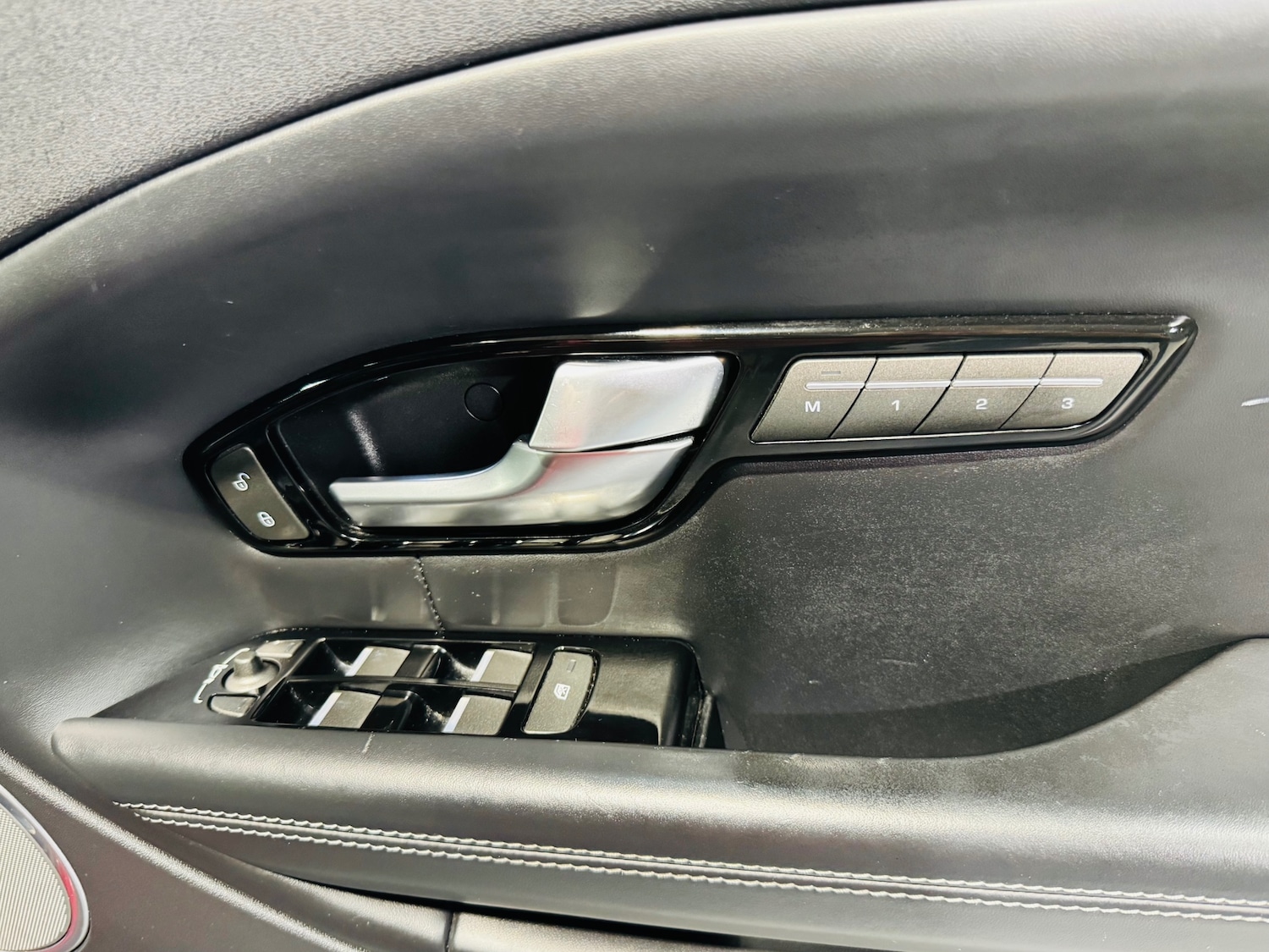 Used Land Rover Range Rover Evoque 2016 for sale - 76129076: Photo 15