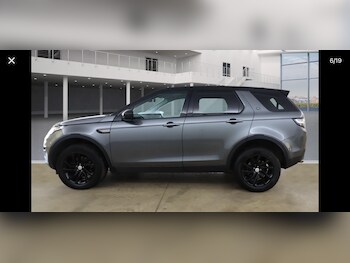 Used Land Rover Discovery Sport 2017 for sale - 76243309: Photo 2