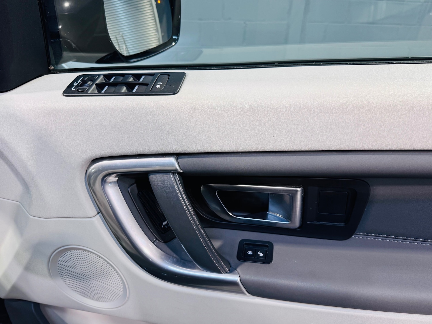 Used Land Rover Discovery Sport 2018 for sale - 76951442: Photo 18