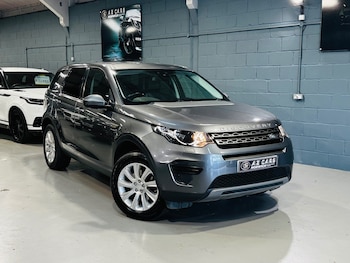 Used Land Rover Discovery Sport 2015 for sale - 78537456: Photo