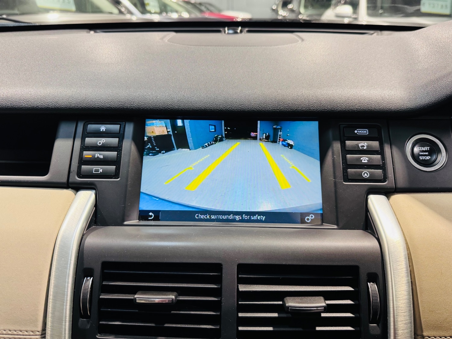 Used Land Rover Discovery Sport 2019 for sale - 77201736: Photo 24