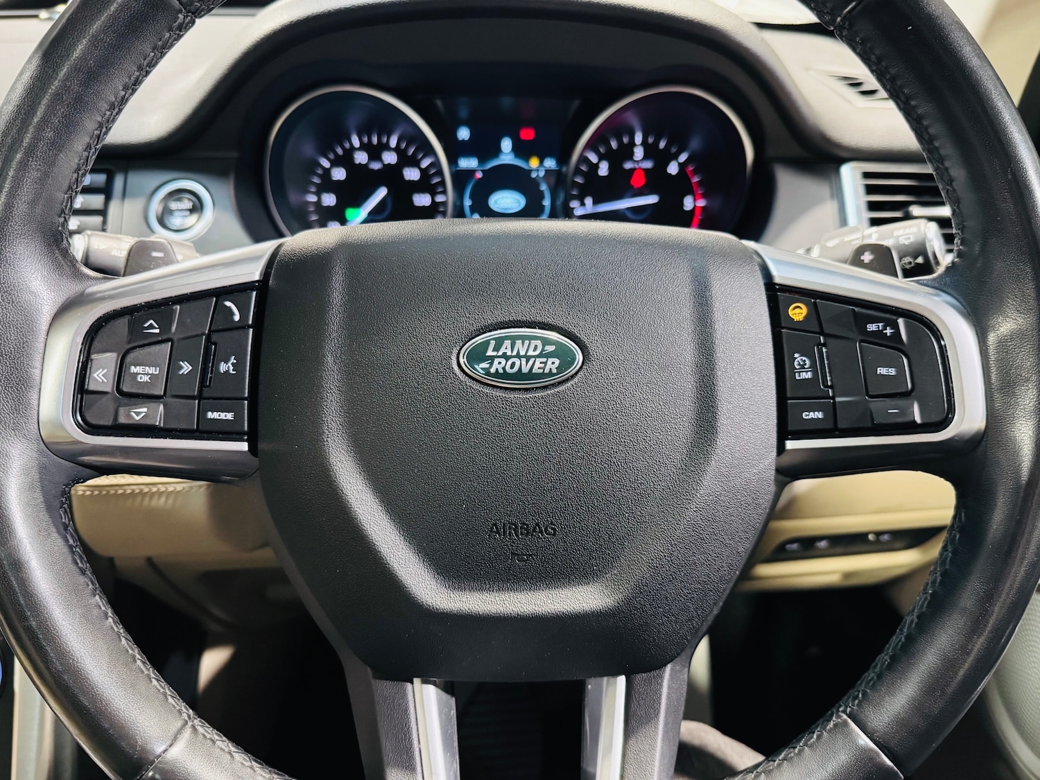 Used Land Rover Discovery Sport 2019 for sale - 77201736: Photo 26