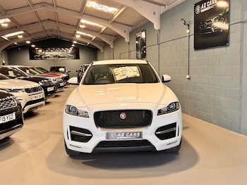 Used Jaguar F-Pace 2016 for sale - 79210462: Photo
