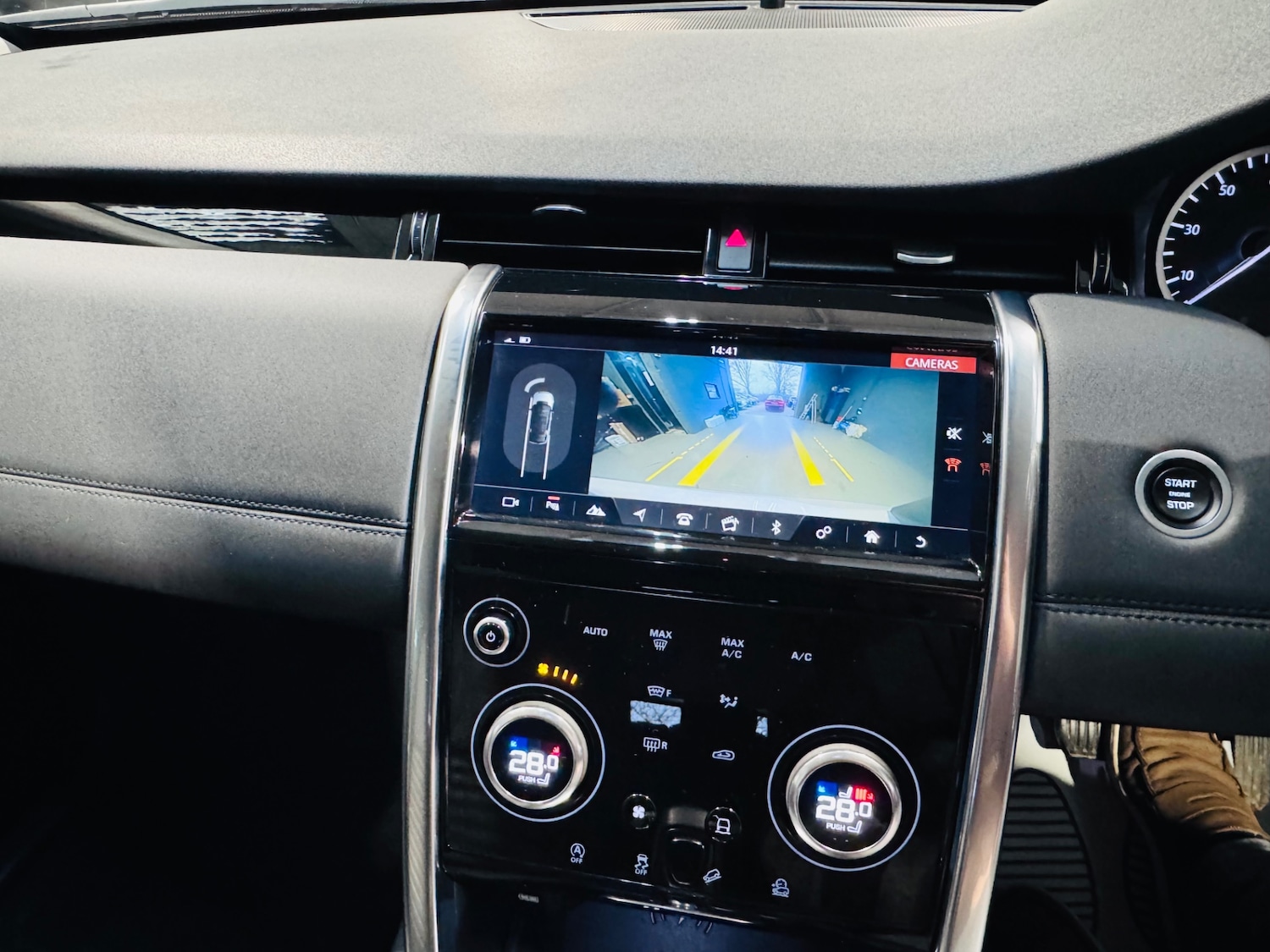 Used Land Rover Discovery Sport 2020 for sale - 77371119: Photo 24