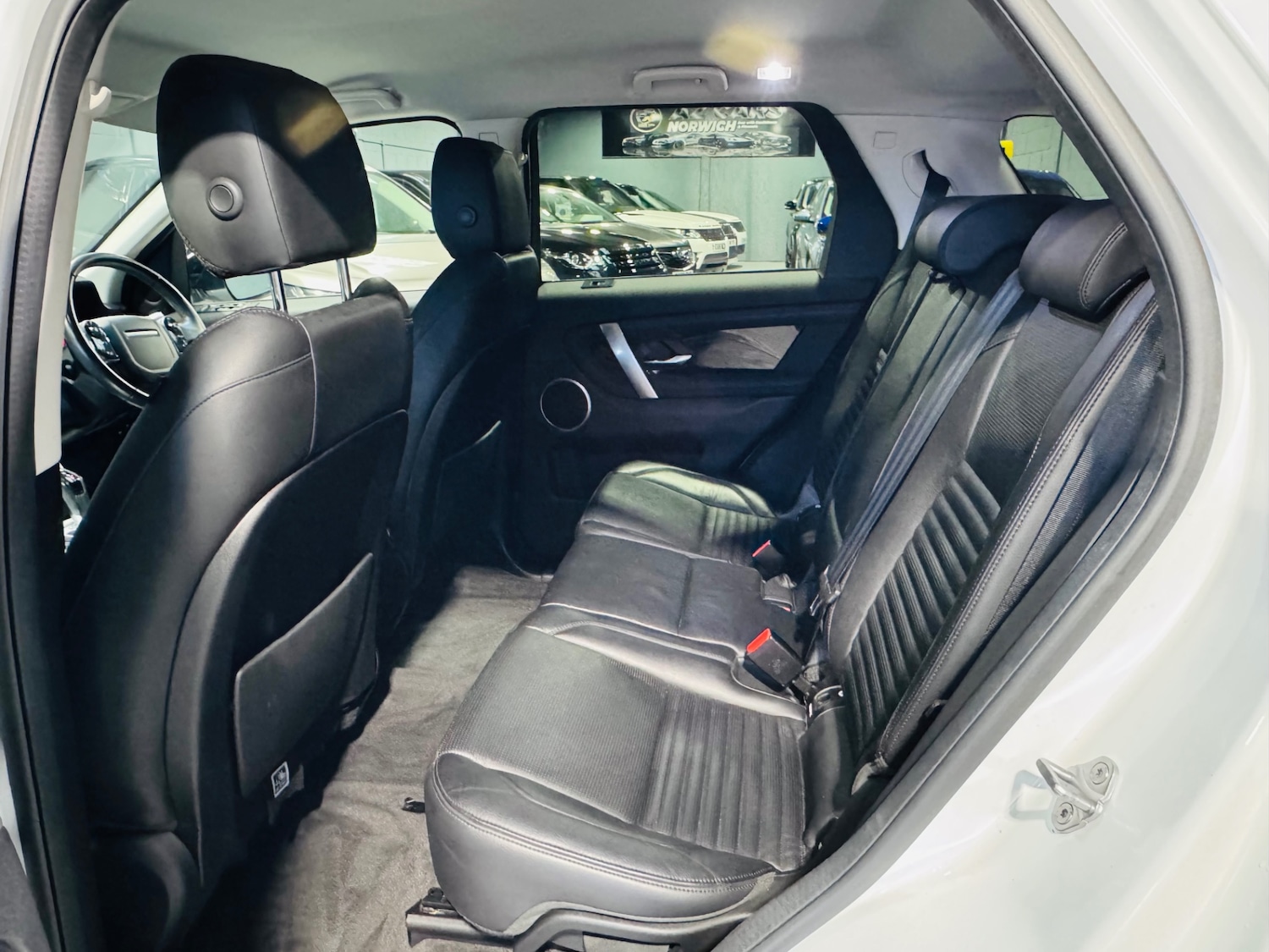 Used Land Rover Discovery Sport 2020 for sale - 77371119: Photo 28