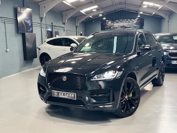 Used Jaguar F-Pace 2017 for sale - 75938913: Photo