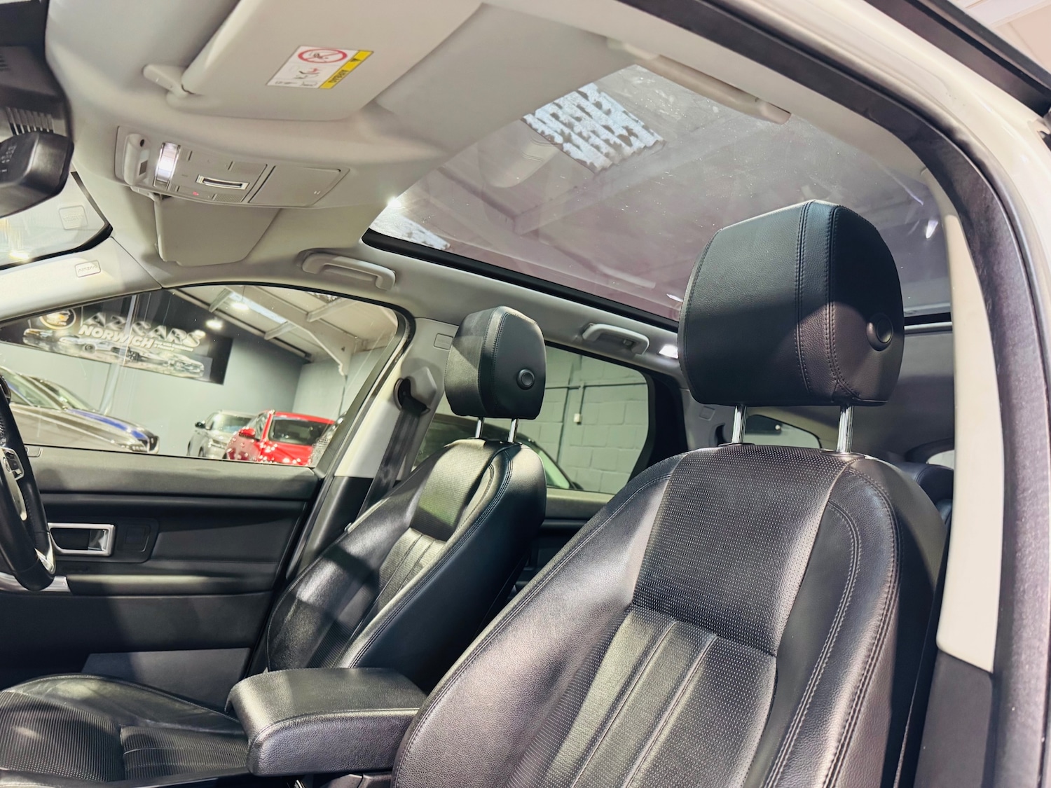 Used Land Rover Discovery Sport 2015 for sale - 76497706: Photo 11