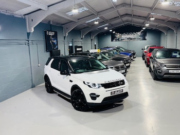 2015 (65) - 2.0 TD4 180 HSE Black 5dr Auto