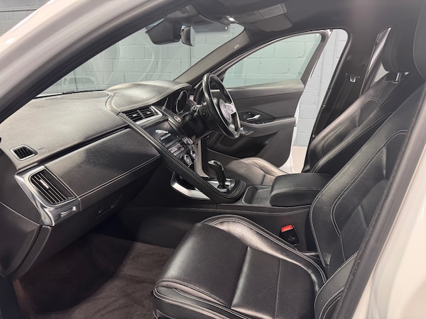 Used Jaguar E-Pace 2018 for sale - 75568493: Photo 12