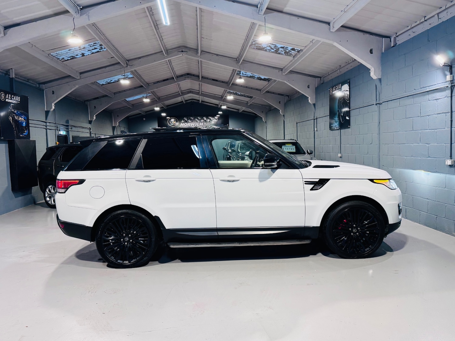 Used Land Rover Range Rover Sport 2015 for sale - 77201506: Photo 14