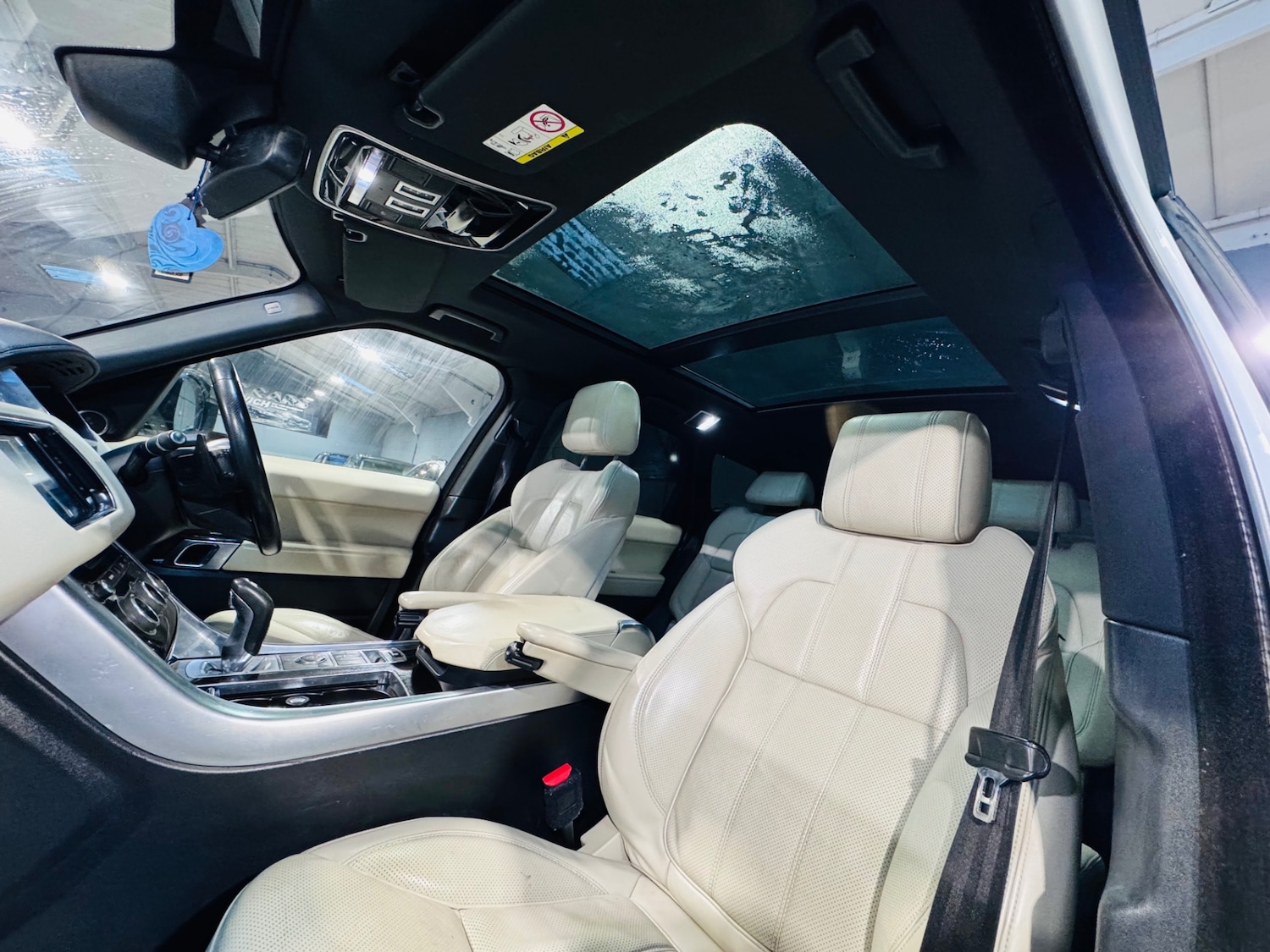 Used Land Rover Range Rover Sport 2015 for sale - 77201506: Photo 17