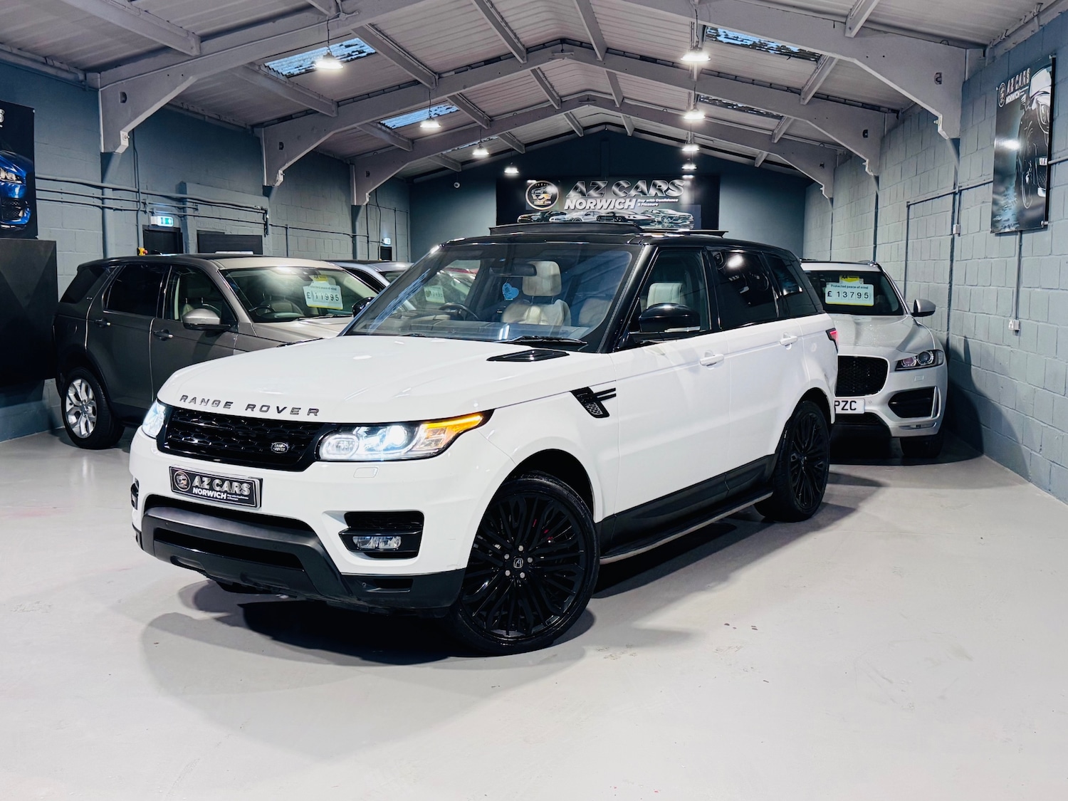Used Land Rover Range Rover Sport 2015 for sale - 77201506: Photo 4