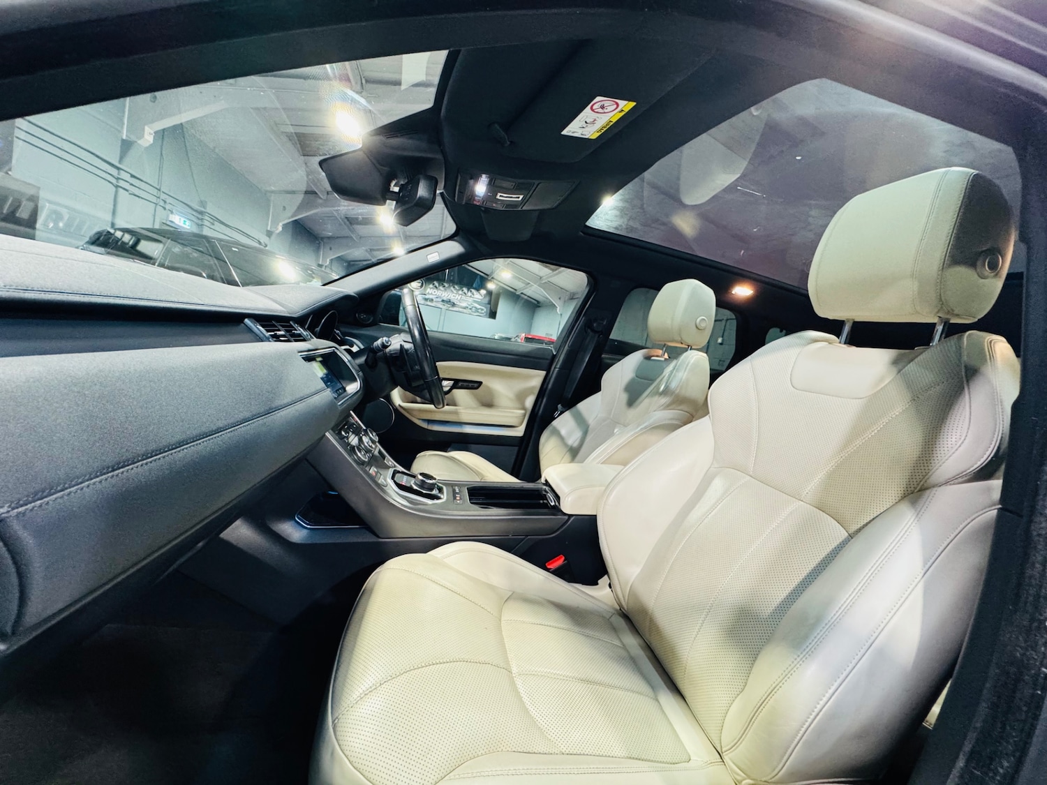 Used Land Rover Range Rover Evoque 2019 for sale - 76571324: Photo 13