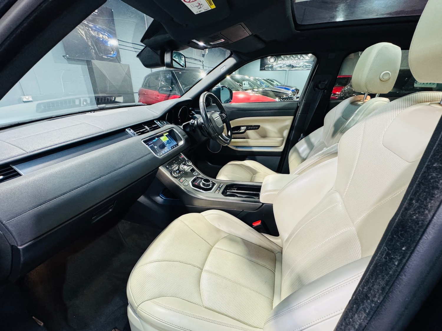 Used Land Rover Range Rover Evoque 2019 for sale - 76571324: Photo 14