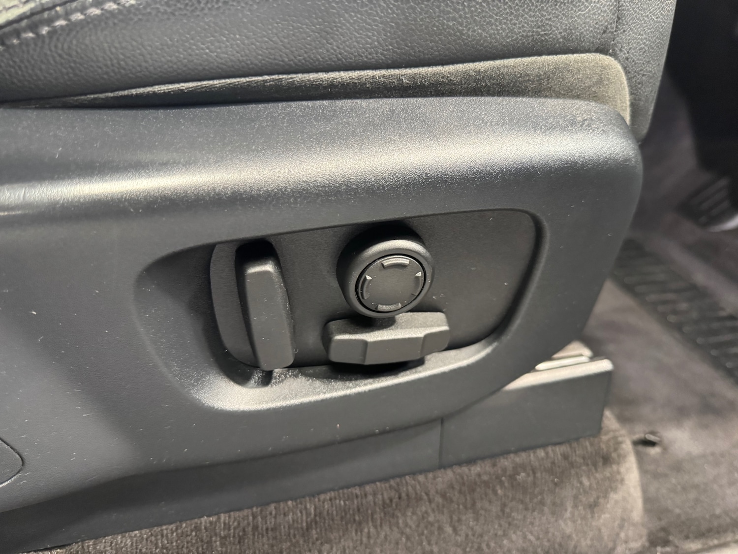 Used Land Rover Discovery 2017 for sale - 76011488: Photo 18