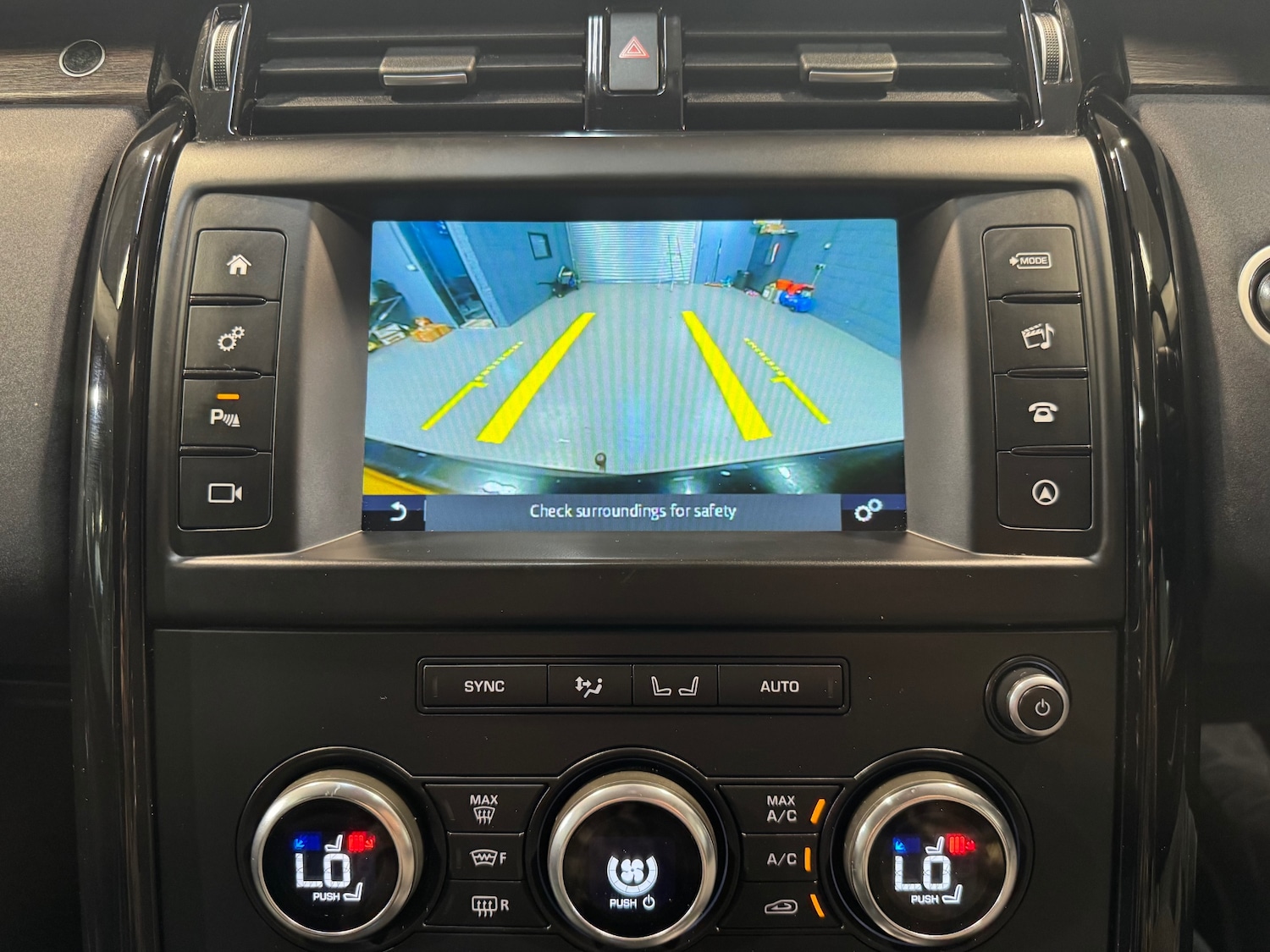 Used Land Rover Discovery 2017 for sale - 76011488: Photo 19