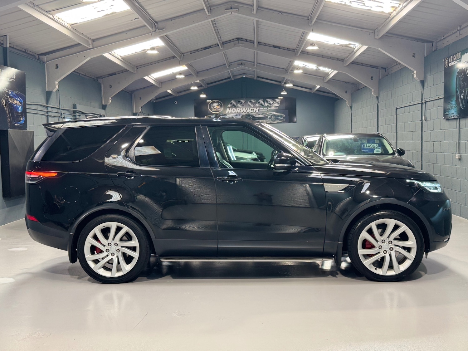 Used Land Rover Discovery 2017 for sale - 76011488: Photo 9