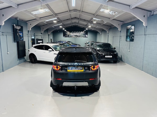 Used Land Rover Discovery Sport 2017 for sale - 76305733: Photo 11