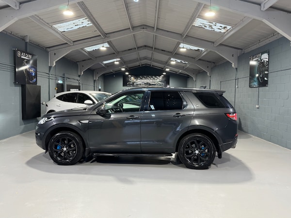 Used Land Rover Discovery Sport 2017 for sale - 76305733: Photo 13