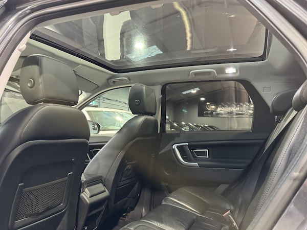 Used Land Rover Discovery Sport 2017 for sale - 76305733: Photo 15