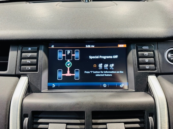 Used Land Rover Discovery Sport 2017 for sale - 76305733: Photo 20