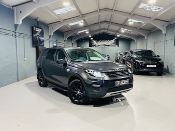Used Land Rover Discovery Sport 2017 for sale - 76305733: Photo 3