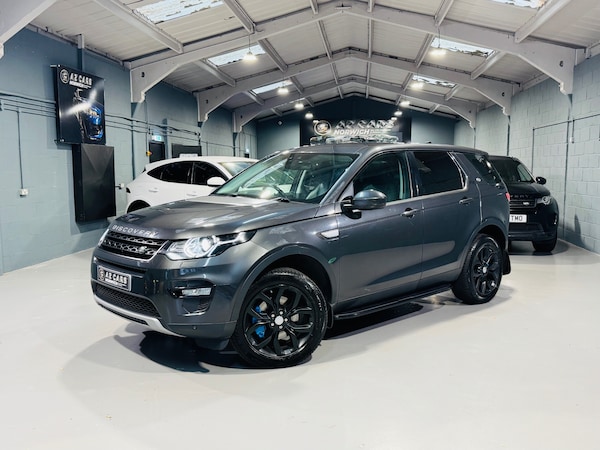 Used Land Rover Discovery Sport 2017 for sale - 76305733: Photo 4