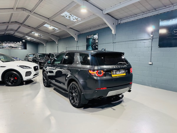 Used Land Rover Discovery Sport 2017 for sale - 76305733: Photo 7