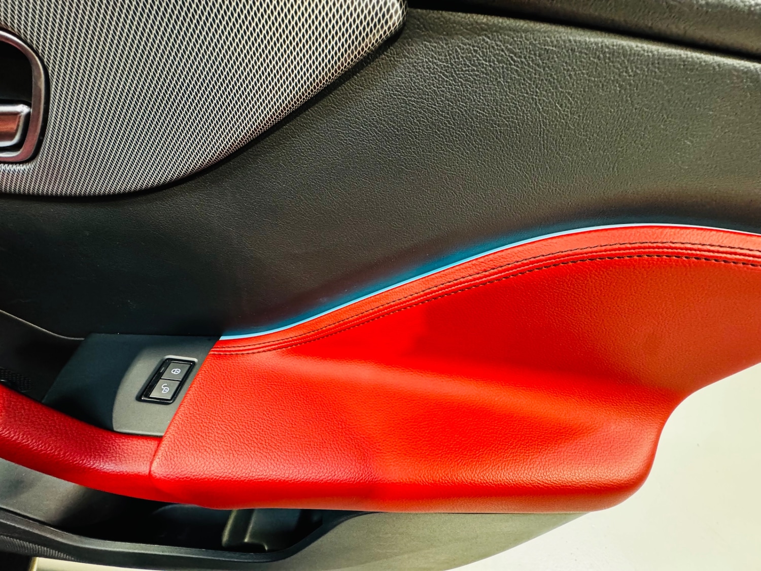 Used Jaguar F-Pace 2017 for sale - 78112225: Photo 25