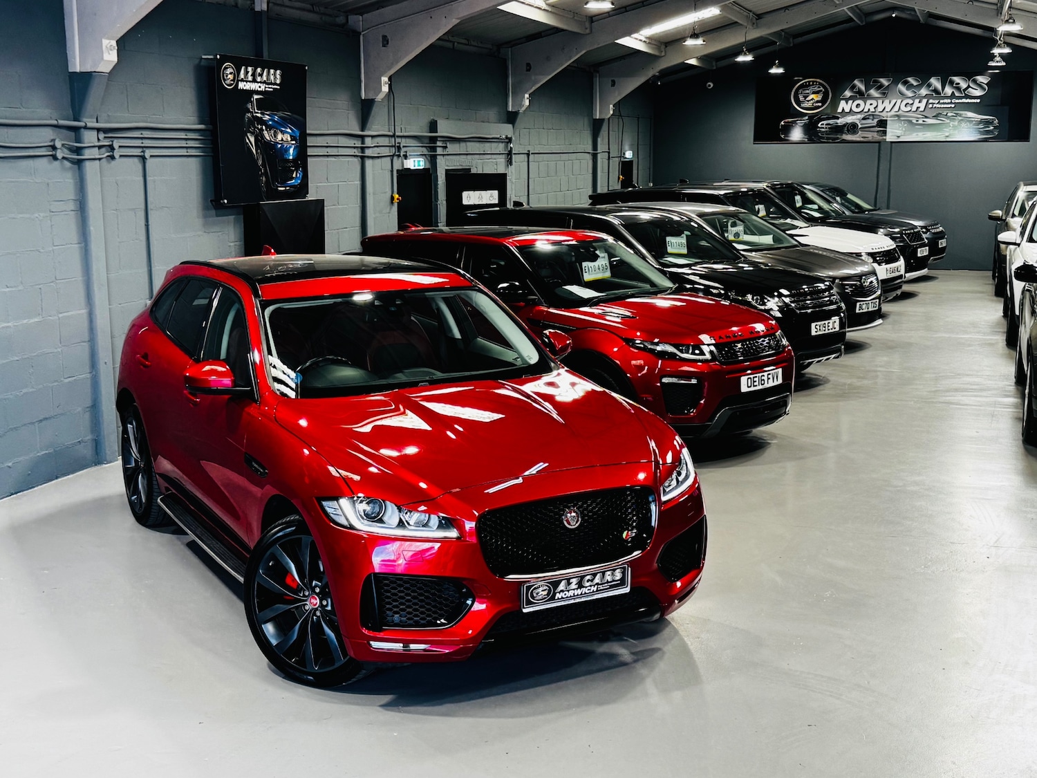 Used Jaguar F-Pace 2017 for sale - 78112225: Photo 5