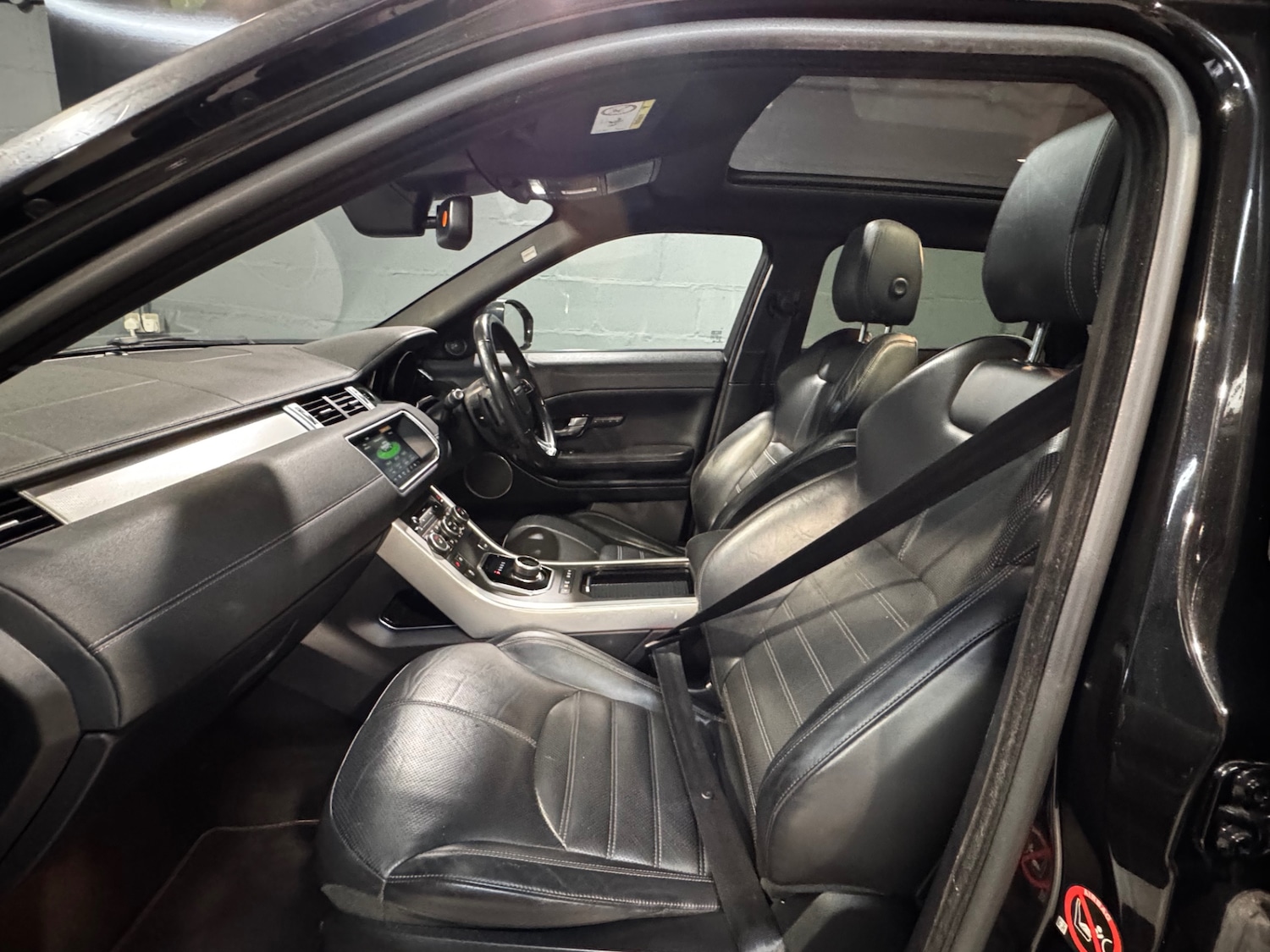 Used Land Rover Range Rover Evoque 2017 for sale - 77687409: Photo 15