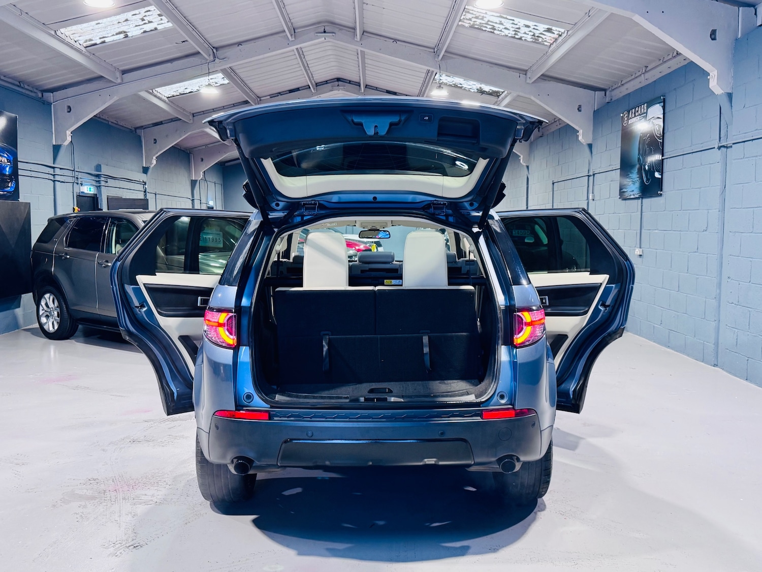 Used Land Rover Discovery Sport 2018 for sale - 77039000: Photo 13