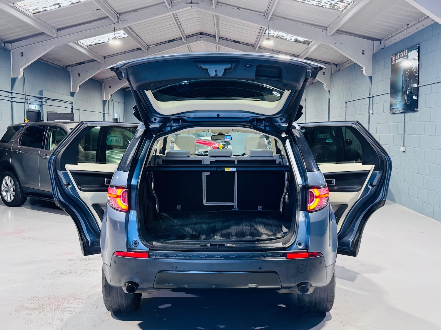 Used Land Rover Discovery Sport 2018 for sale - 77039000: Photo 14