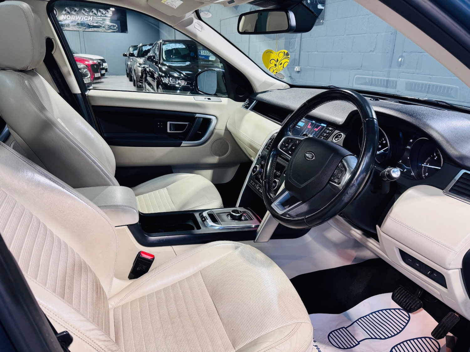 Used Land Rover Discovery Sport 2018 for sale - 77039000: Photo 16