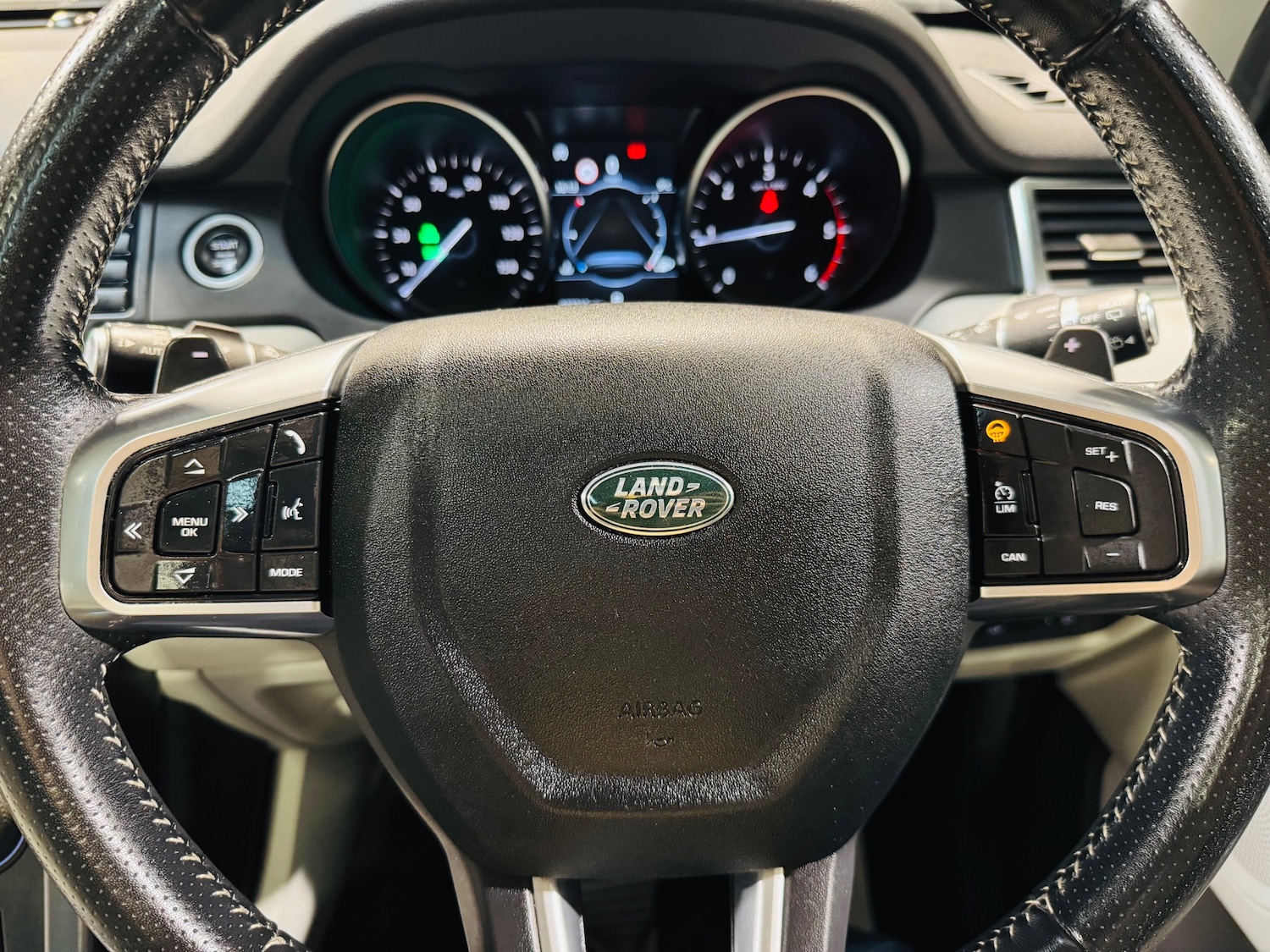 Used Land Rover Discovery Sport 2018 for sale - 76785431: Photo 22