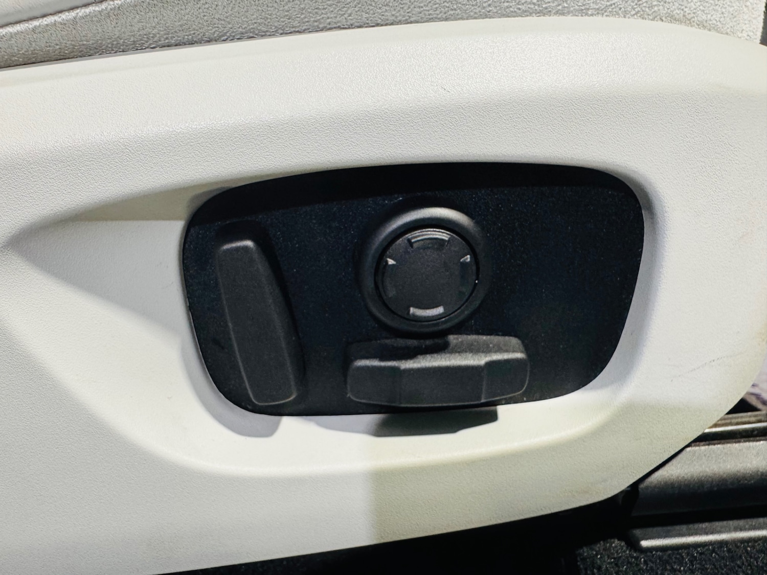 Used Land Rover Discovery Sport 2018 for sale - 76785431: Photo 24