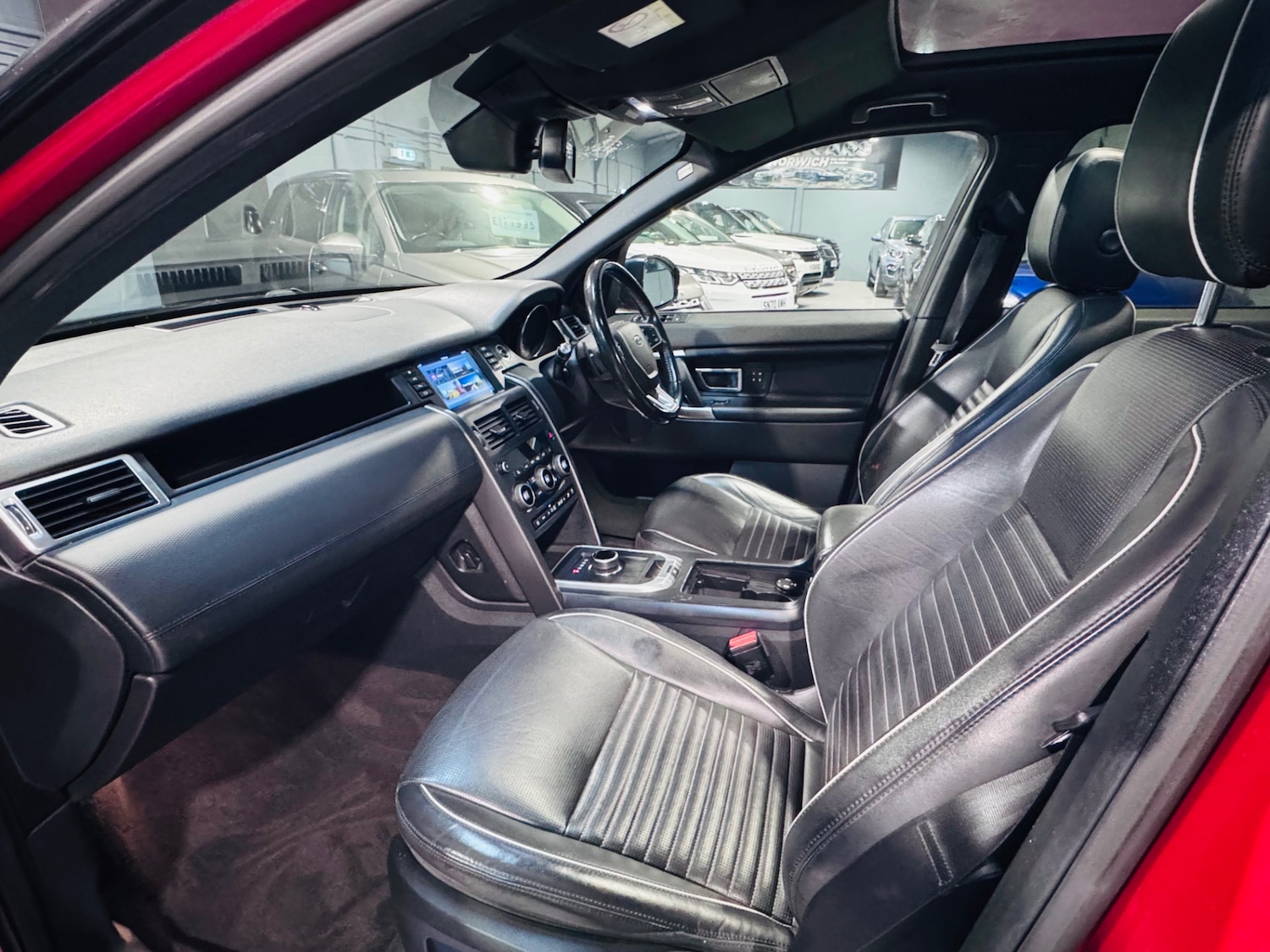 Used Land Rover Discovery Sport 2018 for sale - 77423691: Photo 17