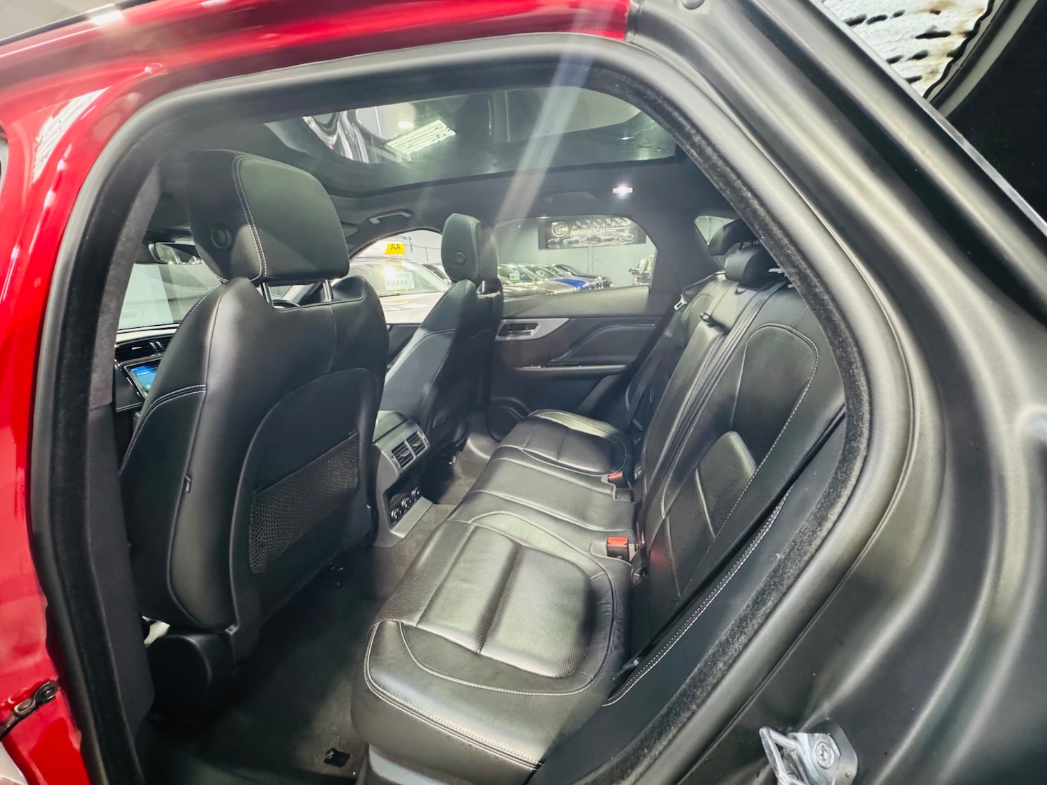 Used Jaguar F-Pace 2019 for sale - 76464498: Photo 13