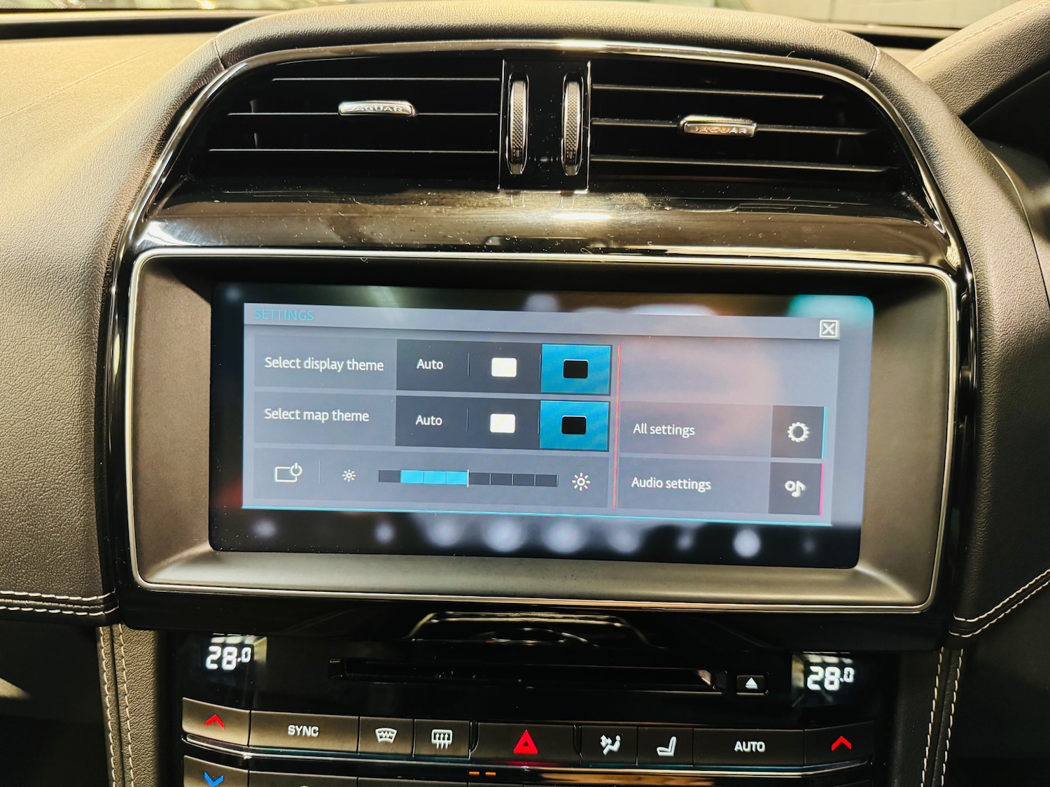 Used Jaguar F-Pace 2019 for sale - 76464498: Photo 18