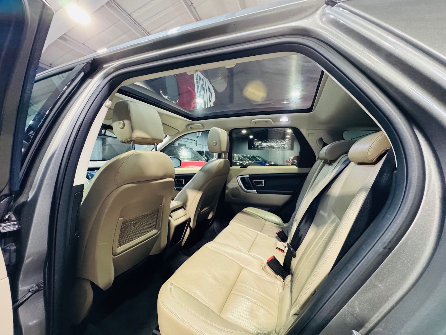 Used Land Rover Discovery Sport 2018 for sale - 76560144: Photo 13