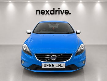 Used Volvo V40 2015 for sale - 79584080: Photo