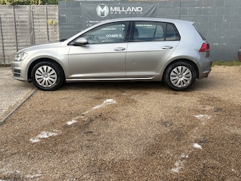 Used Volkswagen Golf 2015 for sale - 78997659: Photo