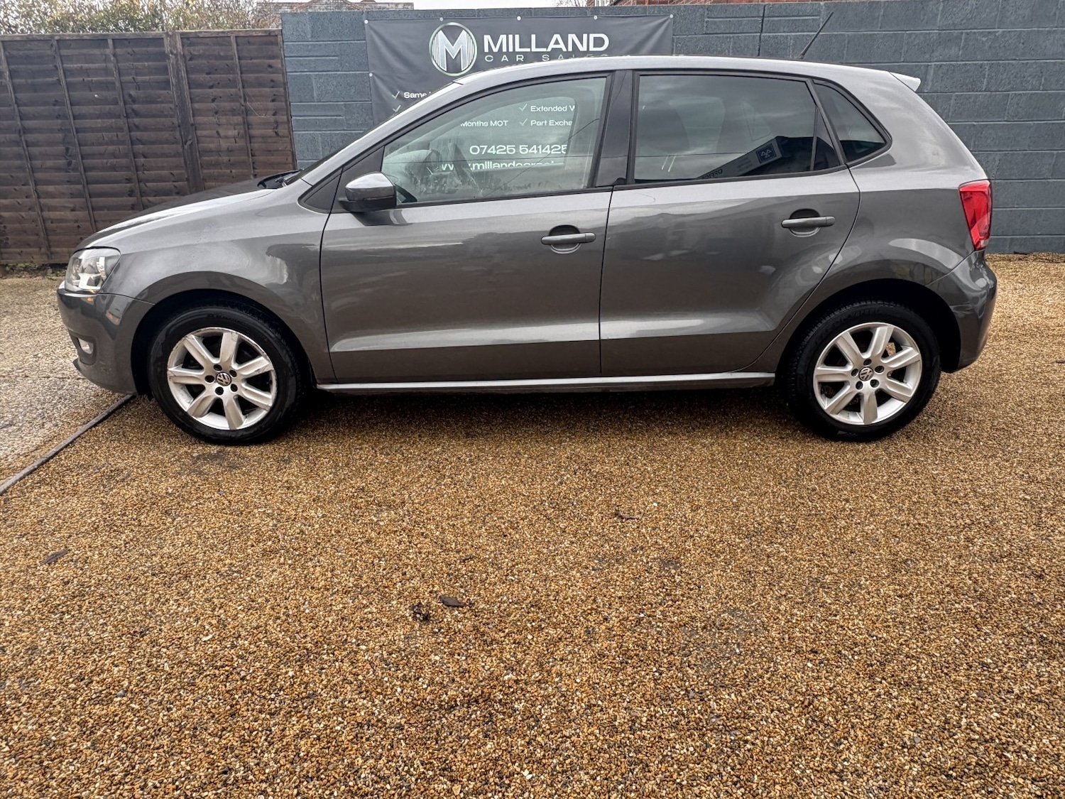 Used Volkswagen Polo 2012 for sale - 77154394: Photo 2