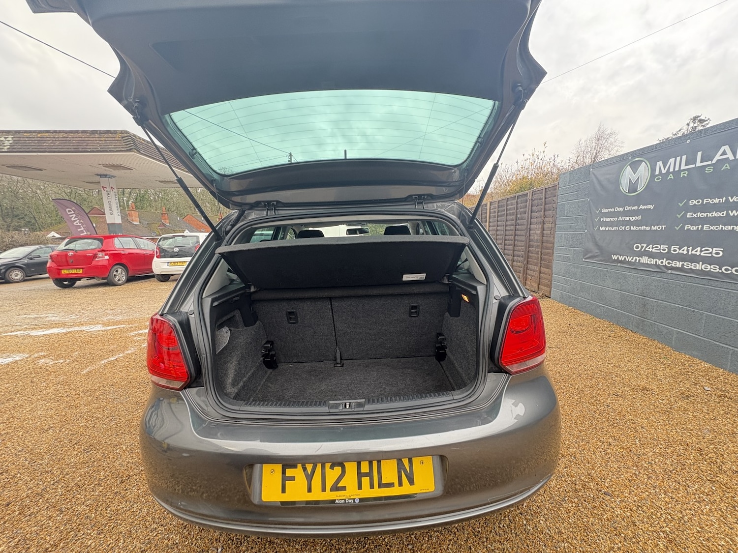 Used Volkswagen Polo 2012 for sale - 77154394: Photo 5