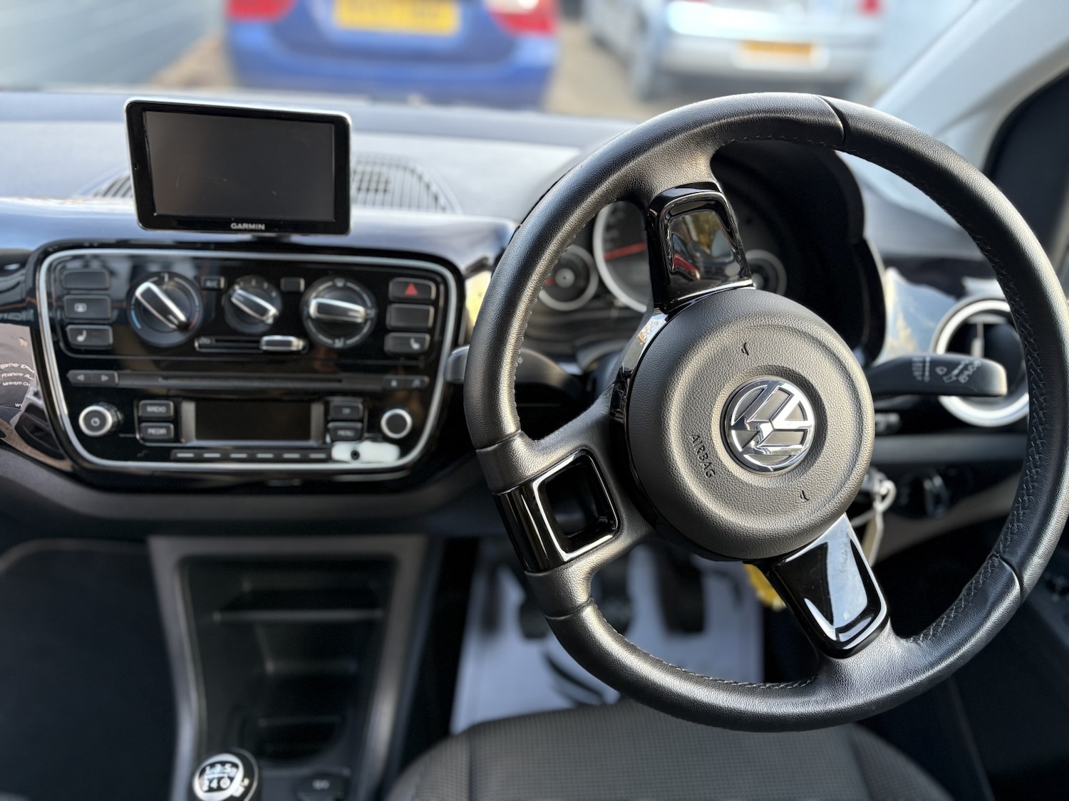 Used Volkswagen up! 2013 for sale - 76455361: Photo 11